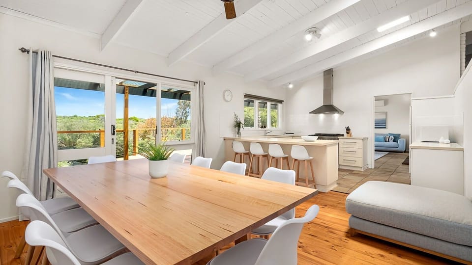 Willowdene Indoor Dining