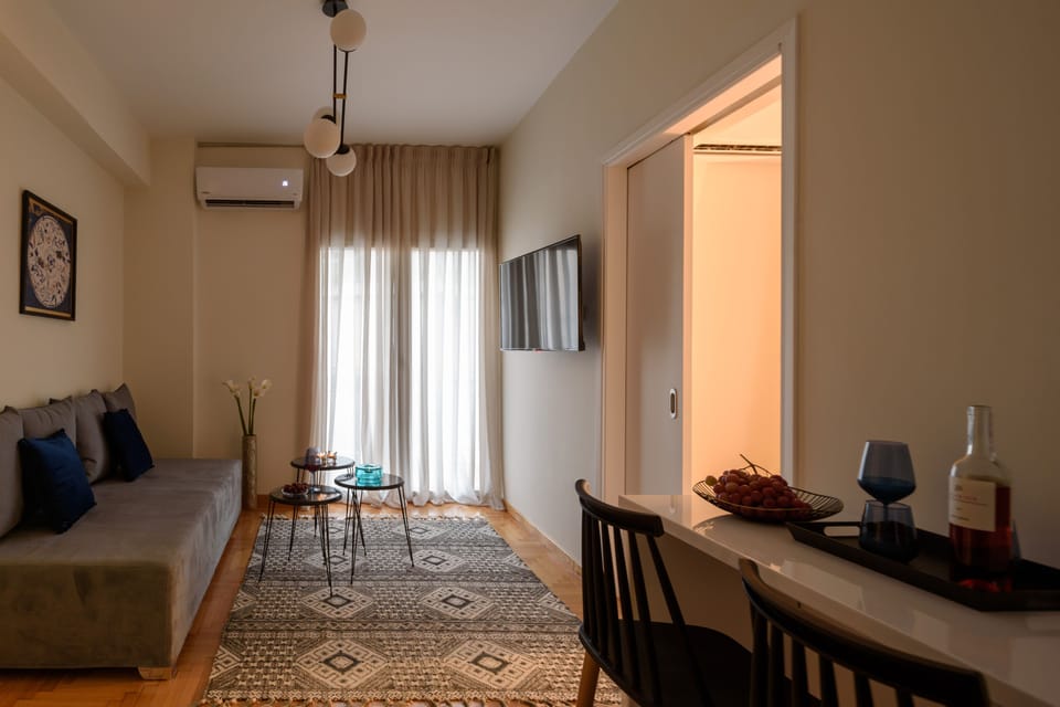 Deluxe Apartment, 2 Bedrooms | Living area | Smart TV, Netflix, streaming services