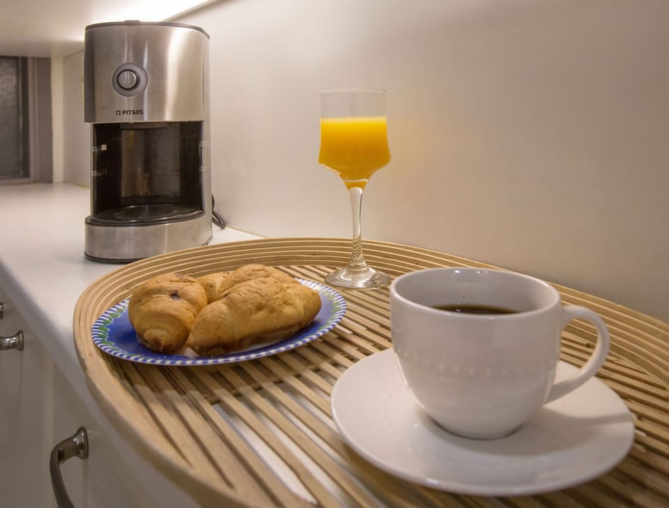 Apartment, 3 Bedrooms | Private kitchen | Fridge, oven, stovetop, dishwasher