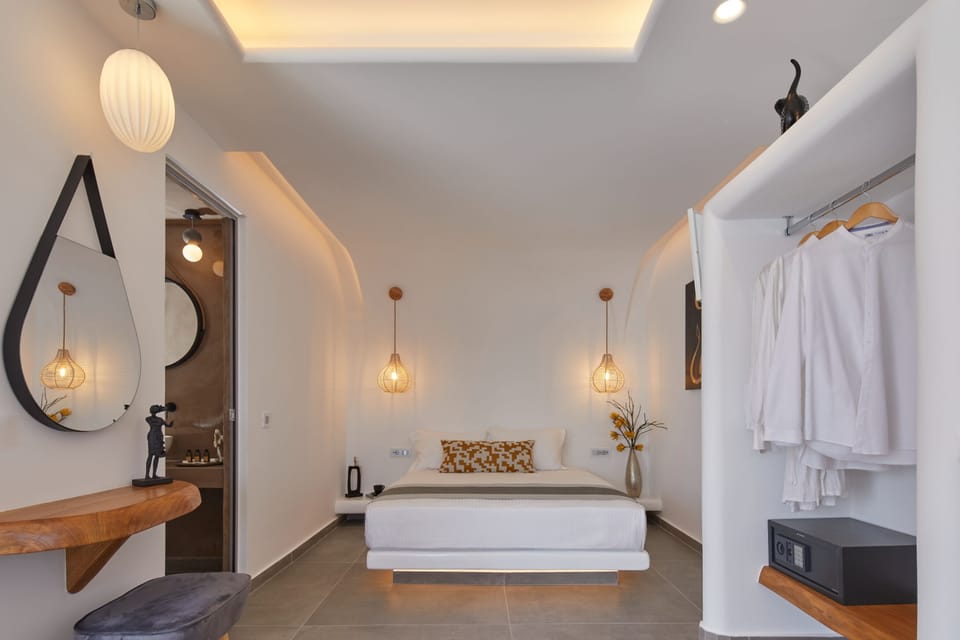 Family Suite, Jetted Tub | Minibar, in-room safe, individually decorated, individually furnished