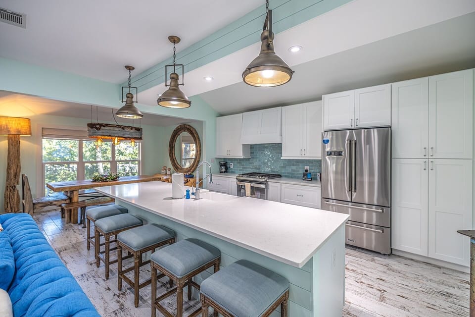 House, 3 Bedrooms | Private kitchen | Fridge, microwave, oven, dishwasher