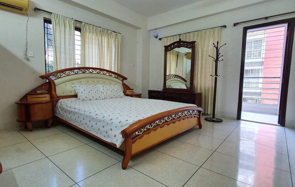 Premium bedding, down comforters, pillowtop beds, blackout drapes
