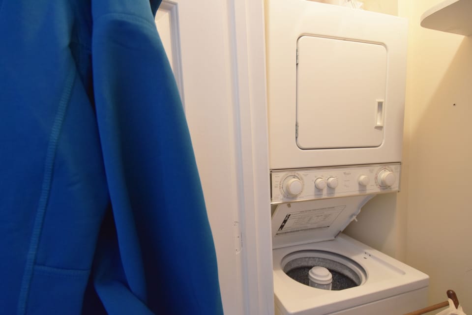in home washer and dryer for guest use
