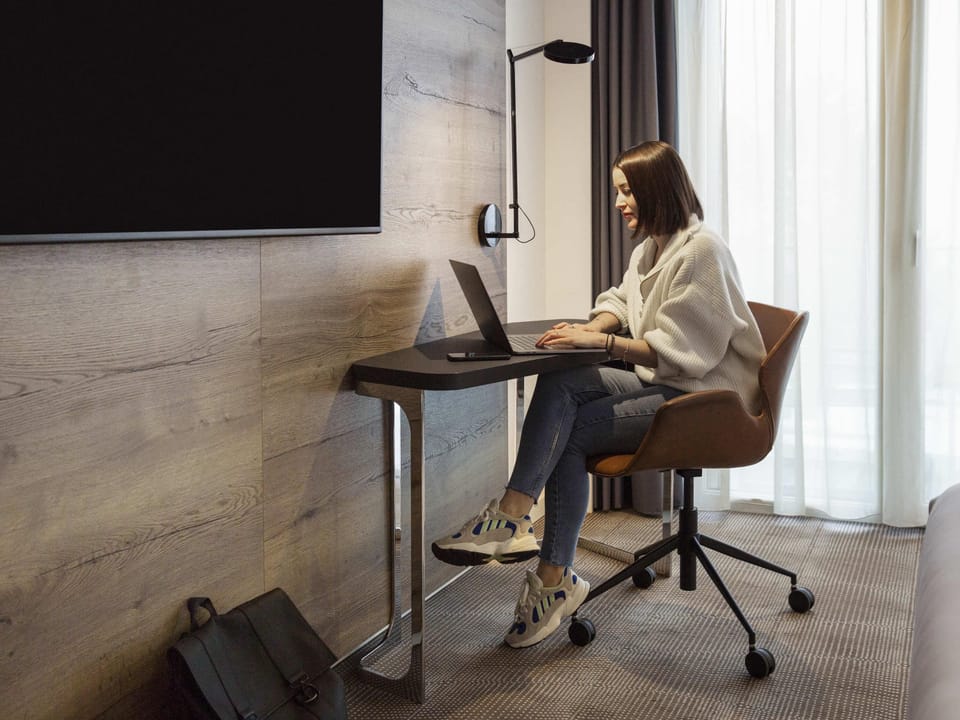 Minibar, in-room safe, desk, laptop workspace