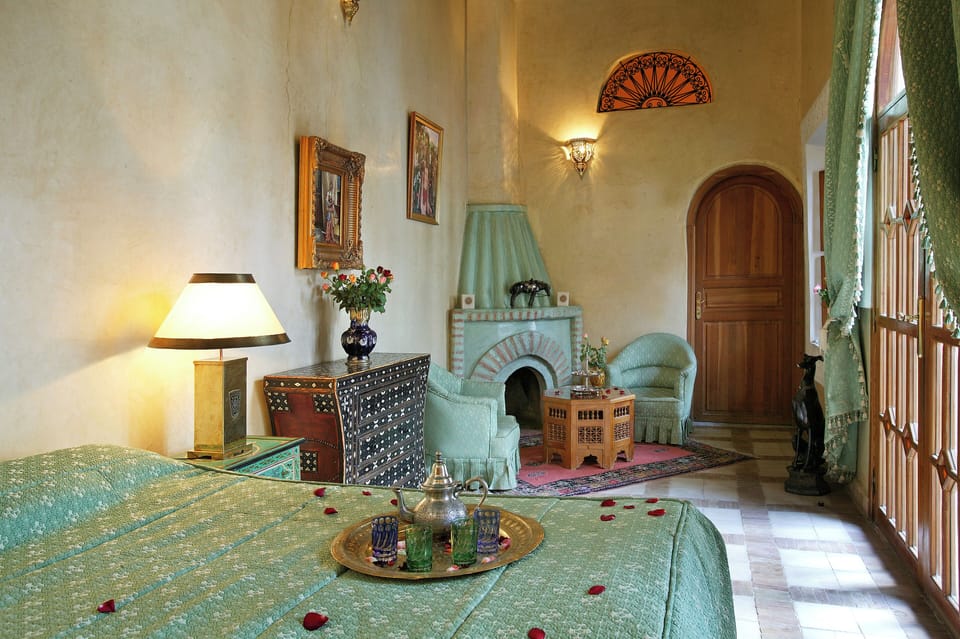 Deluxe Double Room, 1 Bedroom, Non Smoking | 1 bedroom, Egyptian cotton sheets, premium bedding, in-room safe