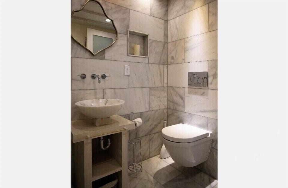 Deluxe spa like bathroom