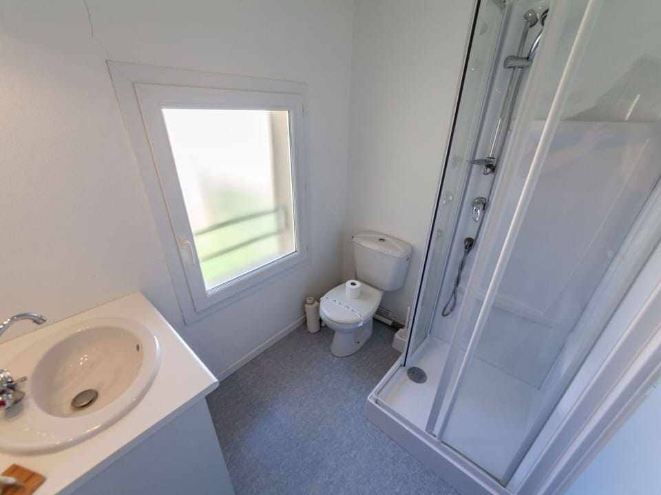 Plumbing Fixture, Tap, Building, Sink, Window, Bathroom Sink, Bathroom, Purple, Bathroom Cabinet