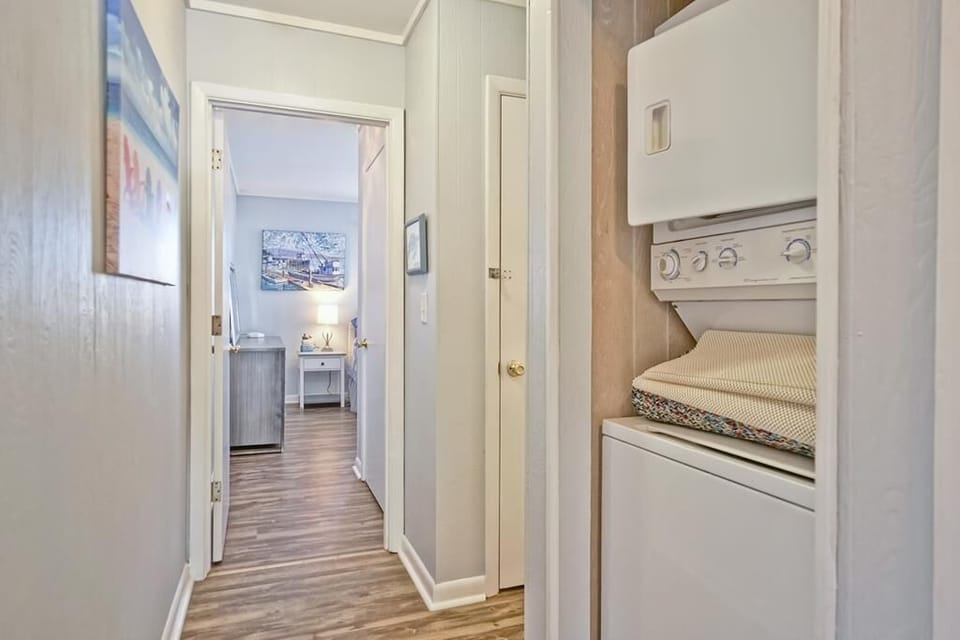 East Washer/Dryer
