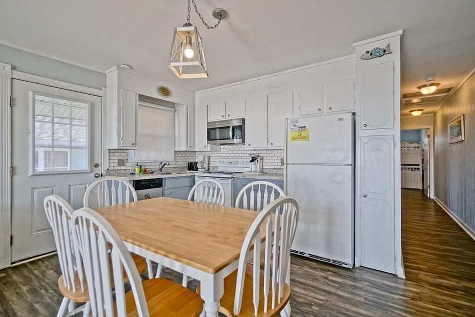 West Kitchen