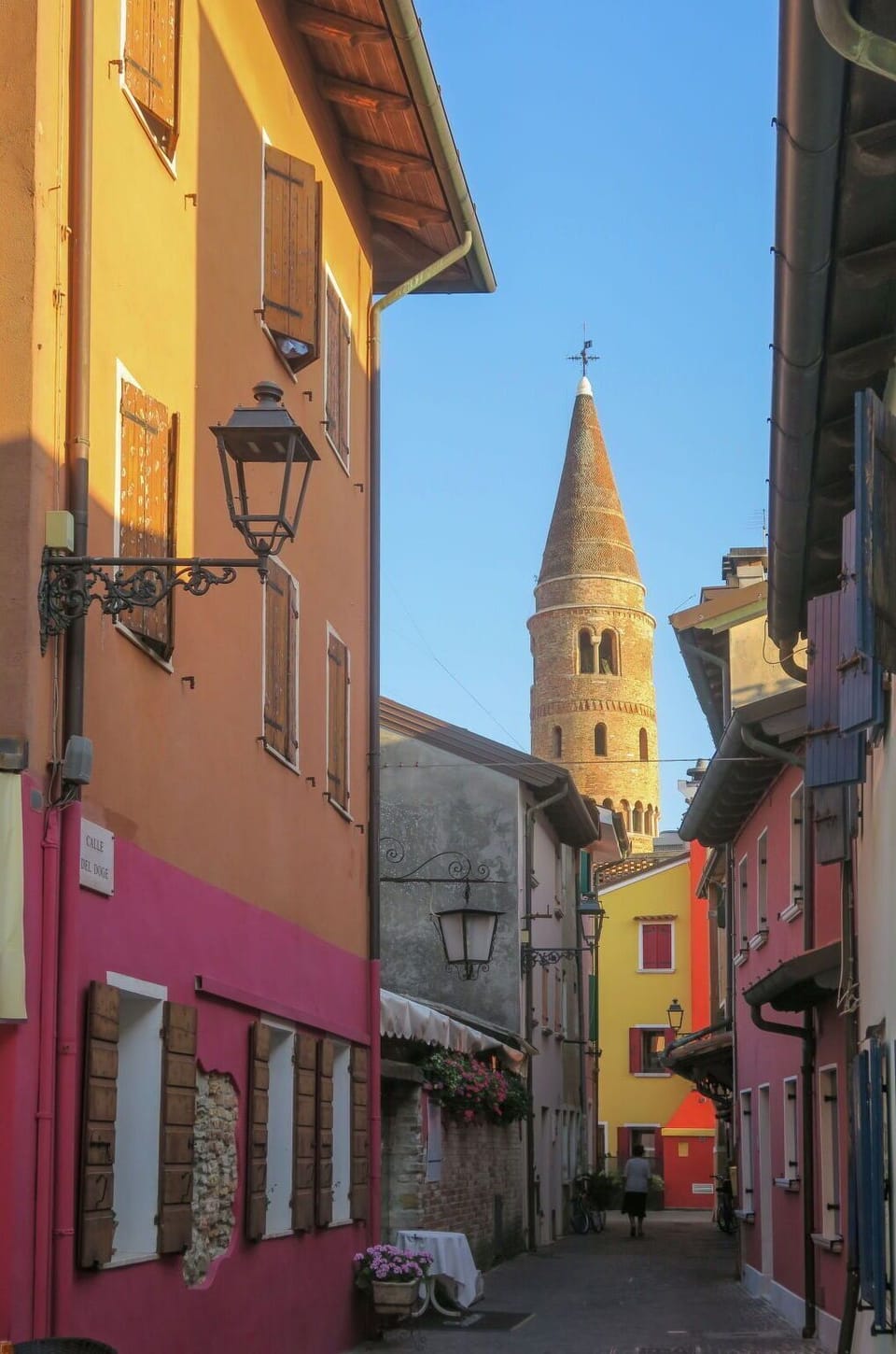 Cloud, Sky, Building, Snow, Plant, Window, World, Slope, Branch, Tree