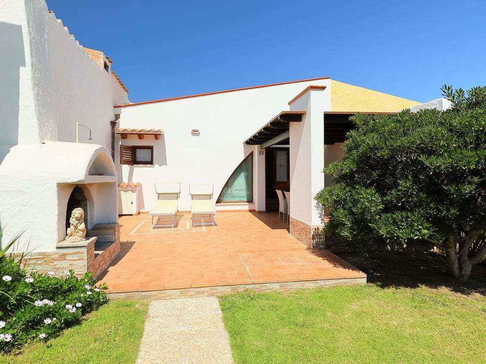 Property, House, Building, Home, Real Estate, Architecture, Facade, Residential Area, Land Lot, Estate