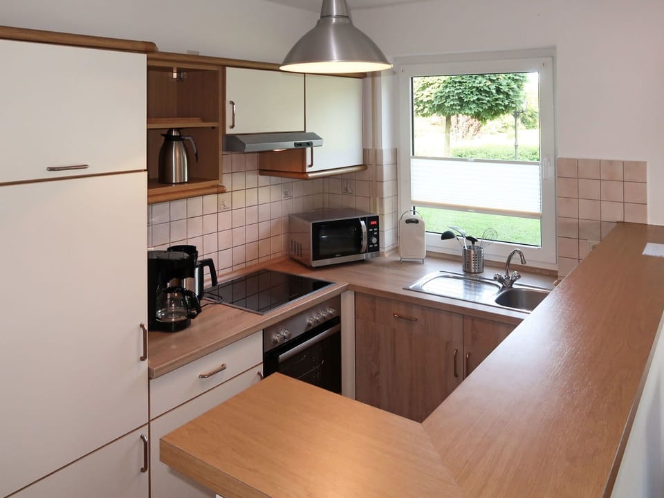 Countertop, Room, Property, Furniture, Kitchen, Cabinetry, Building, Interior Design, Kitchen Stove, House