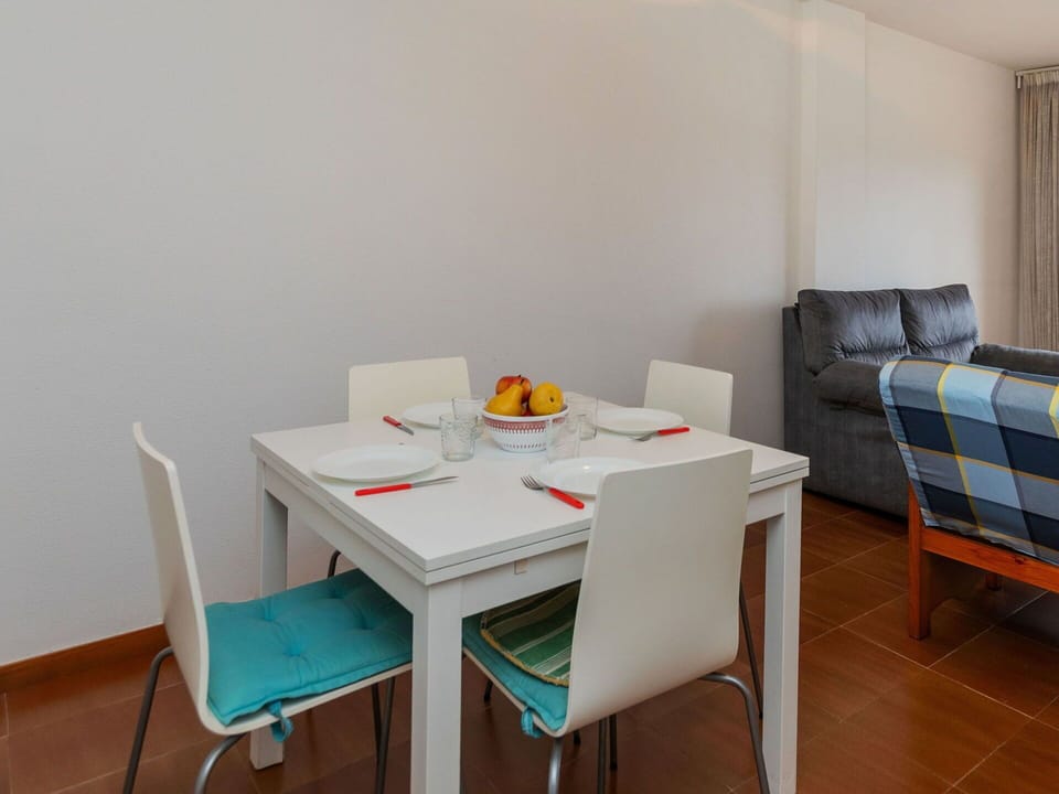 Table, Furniture, Building, Couch, Chair, Wood, Interior Design, Flooring, House, Floor