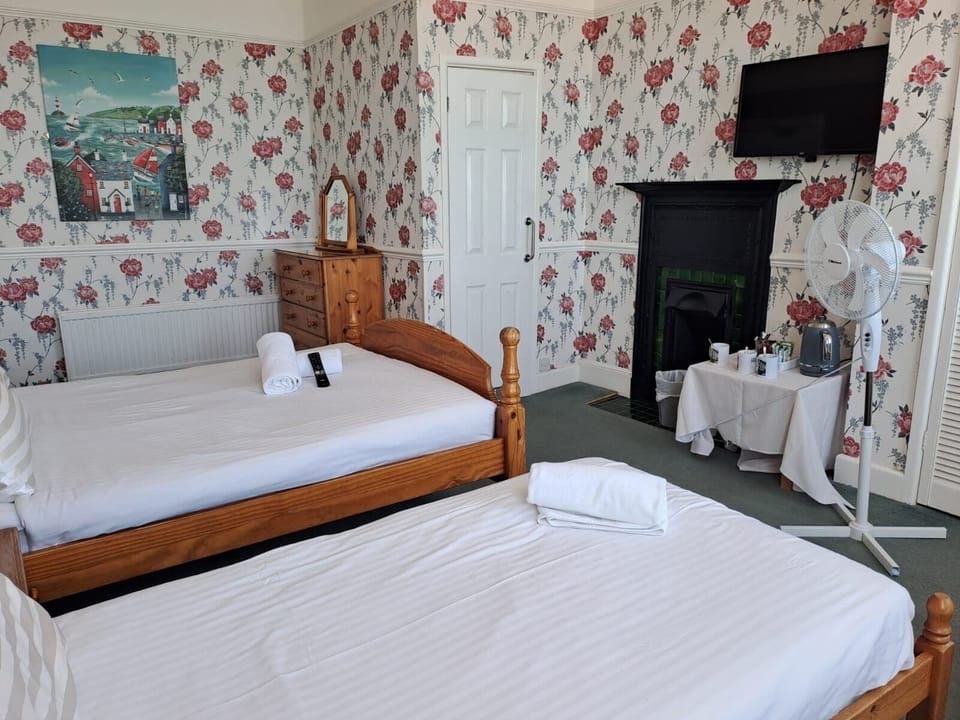 Superior Triple Room, Ensuite, Sea View (Room 22)
