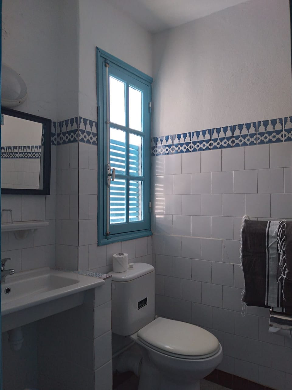 Standard Double or Twin Room, Balcony | Bathroom | Shower, rainfall showerhead, towels, soap