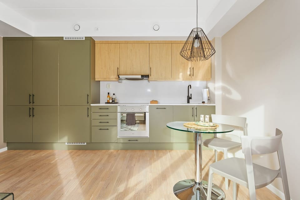 Superior Apartment, 1 bedroom | Private kitchen | Full-size fridge, microwave, oven, stovetop