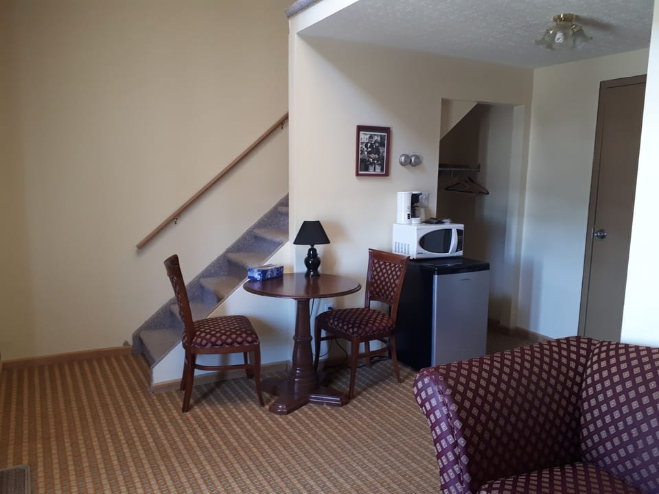 Loft, 2 Double Beds | Living area | TV
