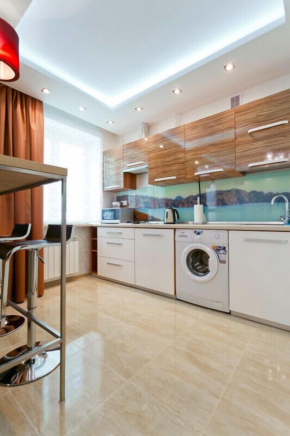 Deluxe Studio Suite | Private kitchen | Espresso maker, coffee/tea maker, fridge, microwave