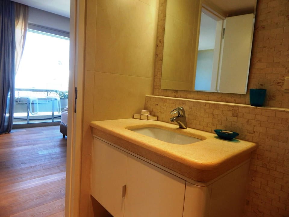 Bathroom from Main's Bedroom 
