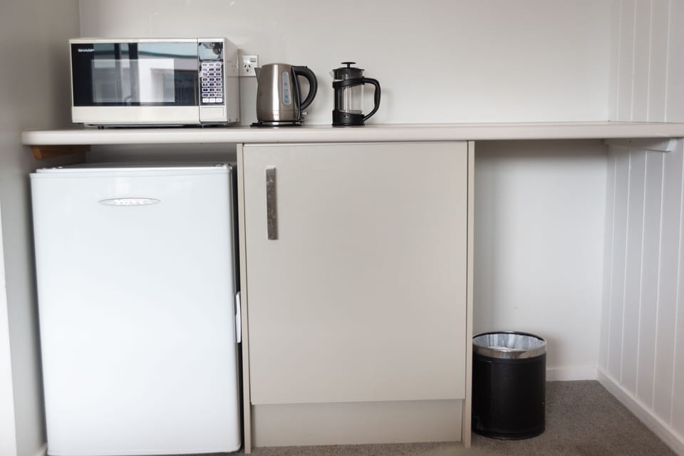 Studio (with Queen and Single ) | Iron/ironing board, free cribs/infant beds, free WiFi, bed sheets