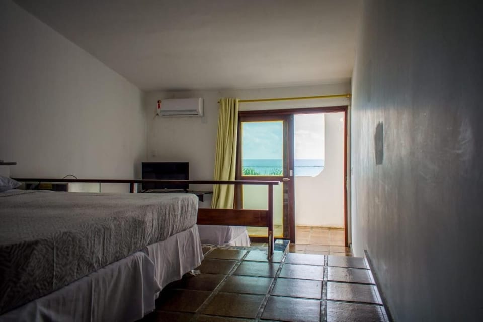 Minibar, in-room safe, free WiFi, bed sheets