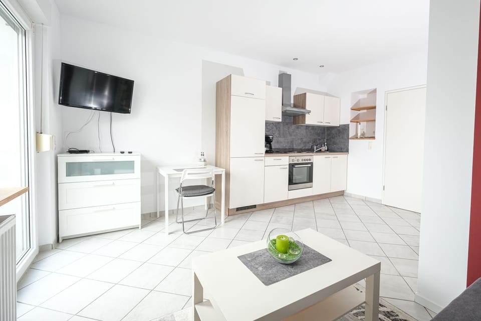 Classic Condo, Multiple Beds, Balcony, Garden View | Private kitchen | Full-size fridge, microwave, oven