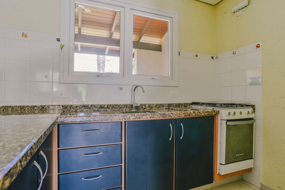 Deluxe Apartment, 2 Bedrooms | Private kitchen | Fridge, microwave, oven, stovetop