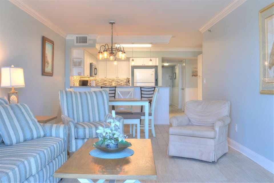 Pelican Watch 602-Living Room