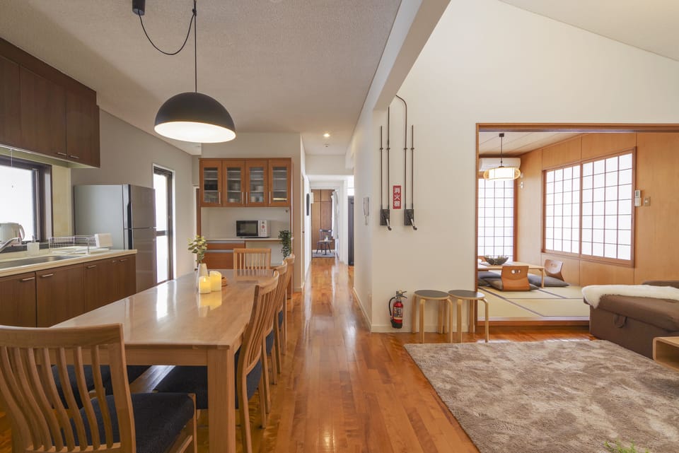 Private Vacation Home | Living area | Flat-screen TV