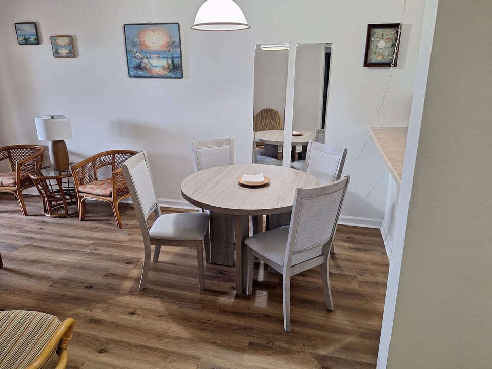 Dining-Area3