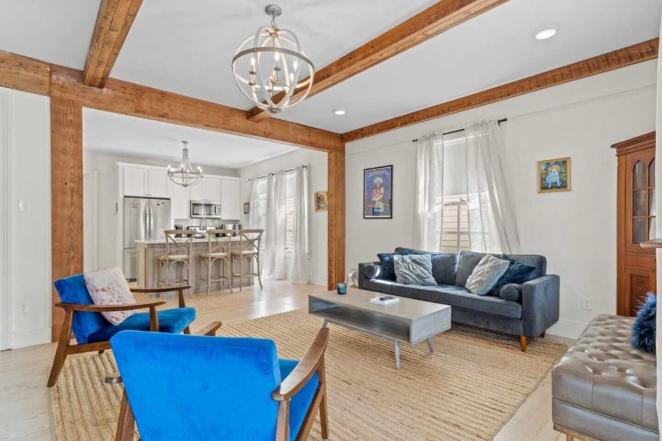 Spacious living room with nice decor