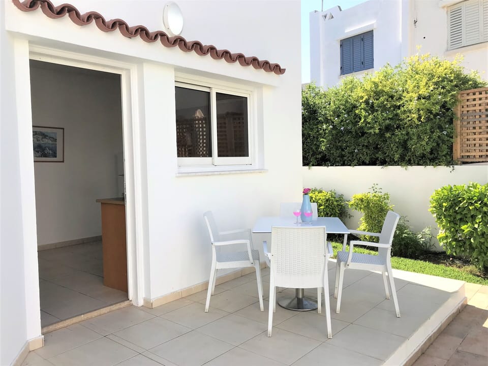Patio area with Garden view