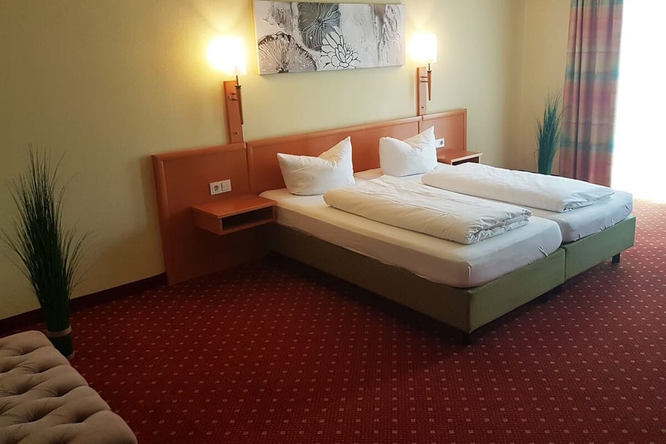 Double or Twin Room | Rollaway beds (surcharge), WiFi (free), bed sheets