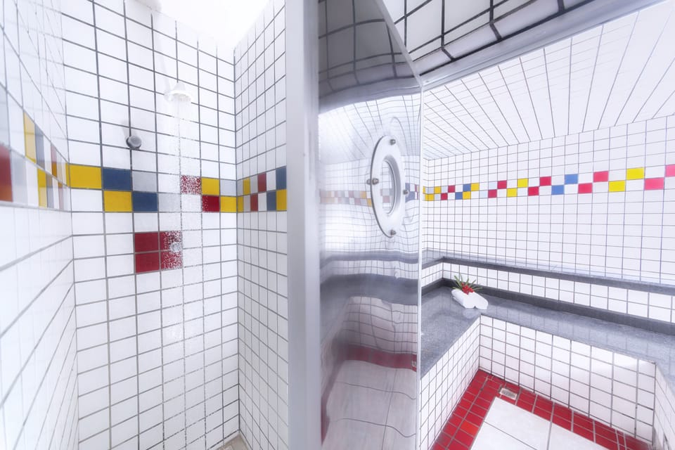 Steam room