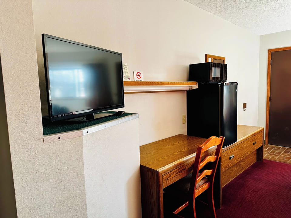 Room, 2 Queen Beds | Desk, iron/ironing board, free WiFi, bed sheets