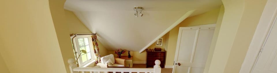 2 bedrooms, iron/ironing board, free cribs/infant beds, free WiFi