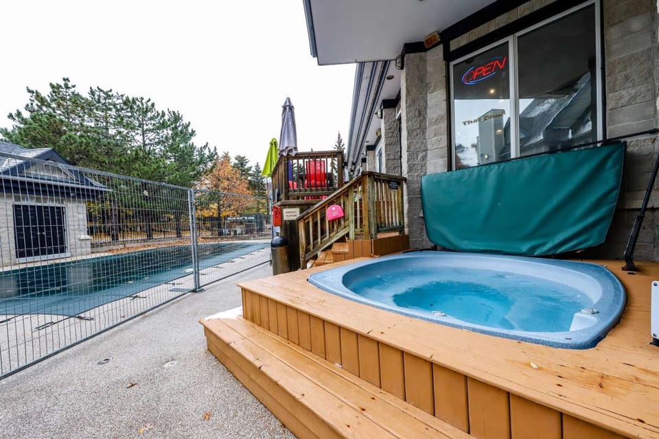 Year Round shared use Hot tub