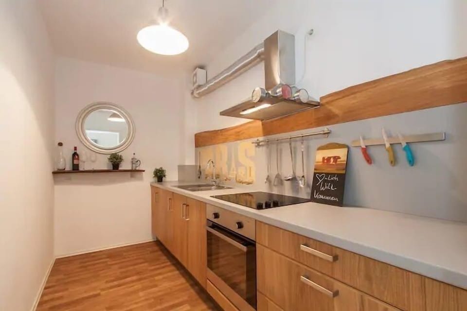 Apartment | Private kitchen | Full-size fridge, oven, stovetop, coffee/tea maker