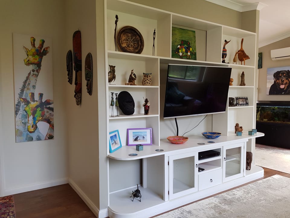 Large TV with Foxtel