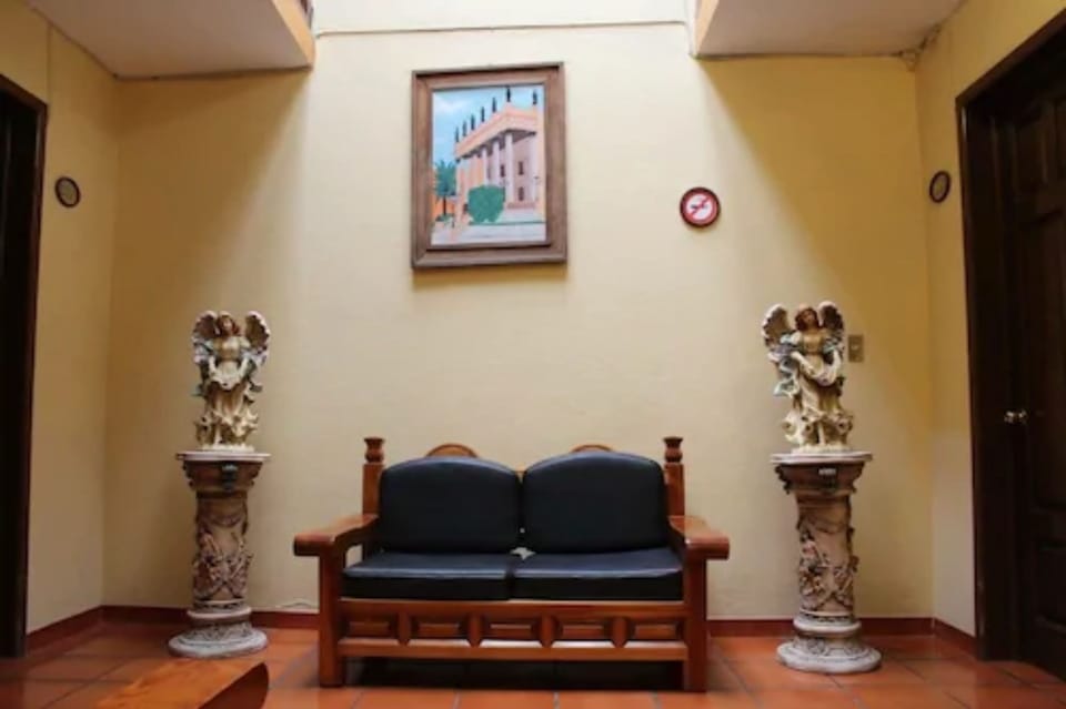 Apartment | Living area | Flat-screen TV
