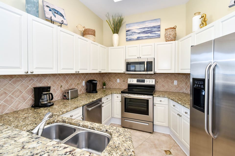 Silver Shells St. Maarten 207- Fully Equipped Kitchen