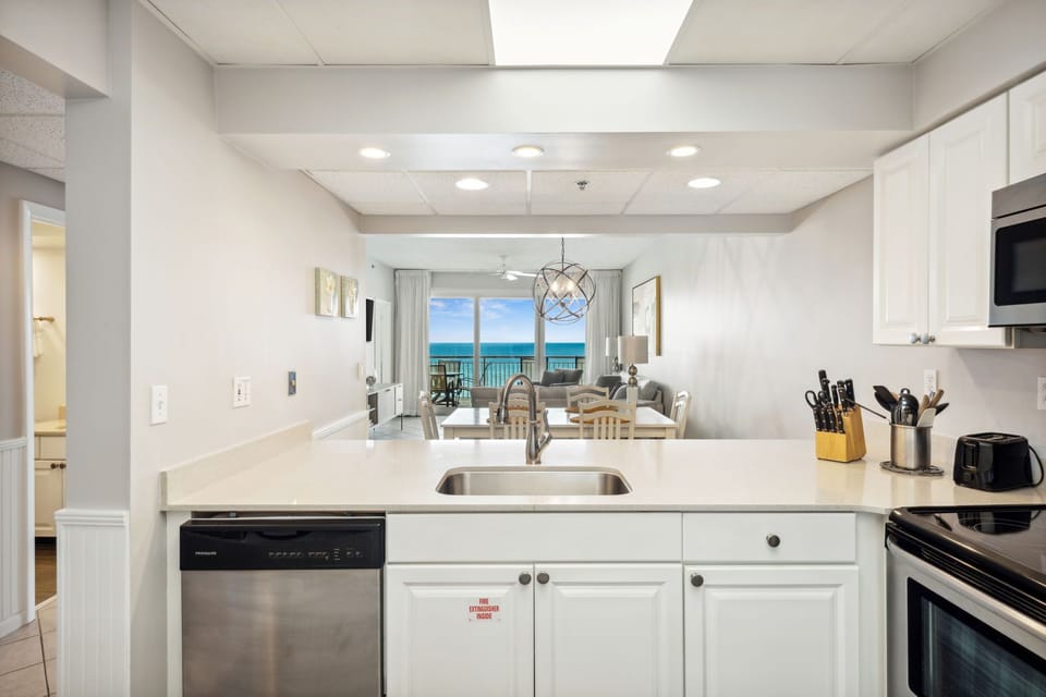 Kitchen -Gulf Views Throughout!