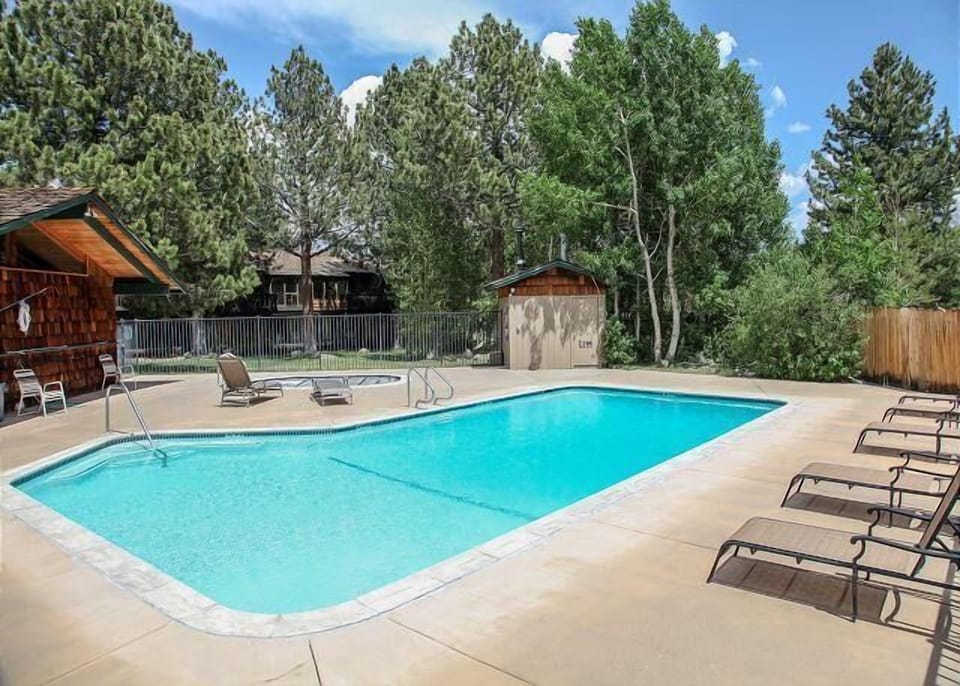 Townhome, 3 Bedrooms (Chateau Blanc #13) | Pool | Outdoor pool