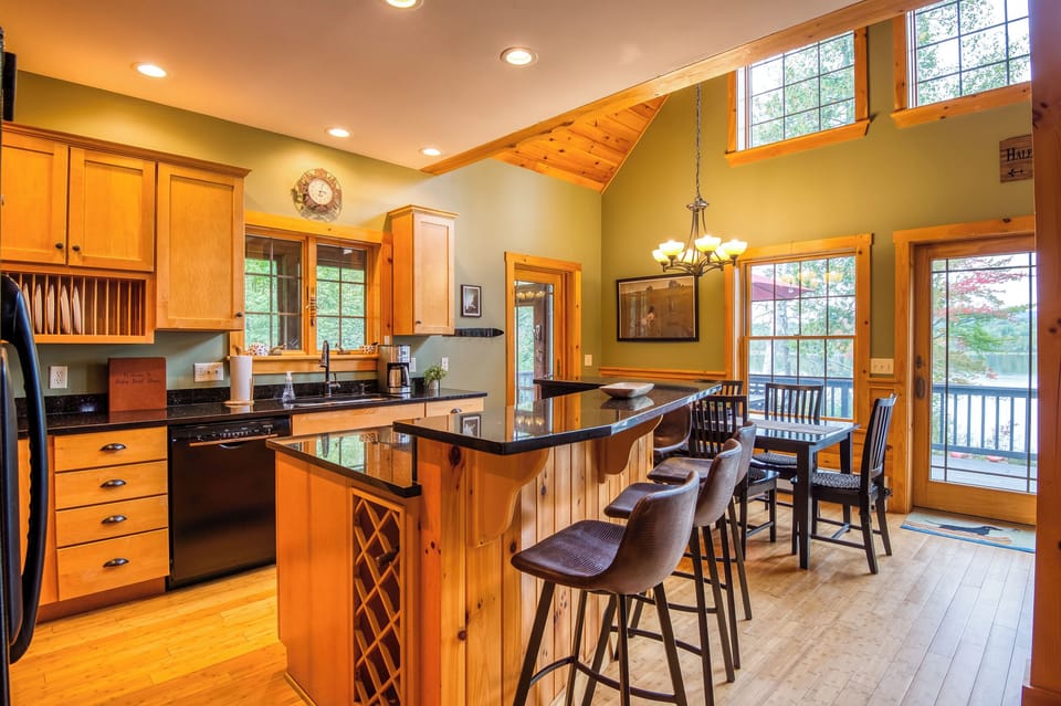 Kitchen and Bar with seating for 3