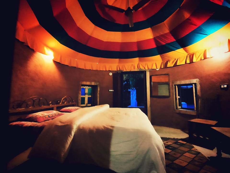 Traditional Suite | Premium bedding, in-room safe, desk, soundproofing