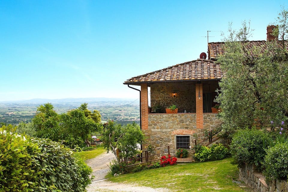 Building Exterior, Outdoor