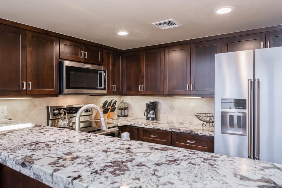 Condo, 3 Bedrooms (Snowcreek #856 Phase V) | Private kitchen | Fridge, microwave, stovetop, dishwasher