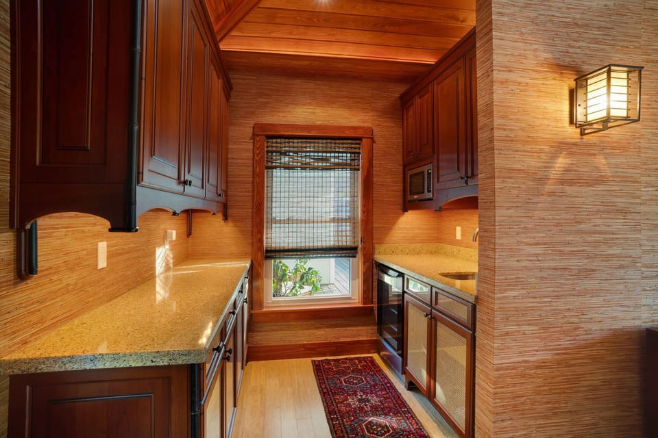 Guest House Kitchenette
