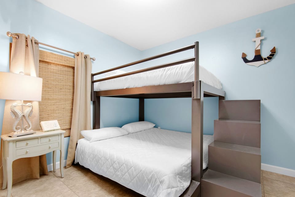 Queen over king bunk bed
