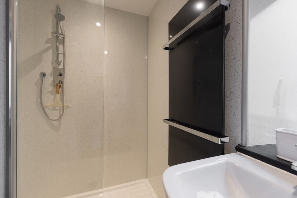 Bedroom 1 ensuite shower room